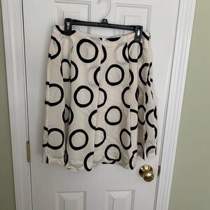Banana Republic size 8 silk skirt